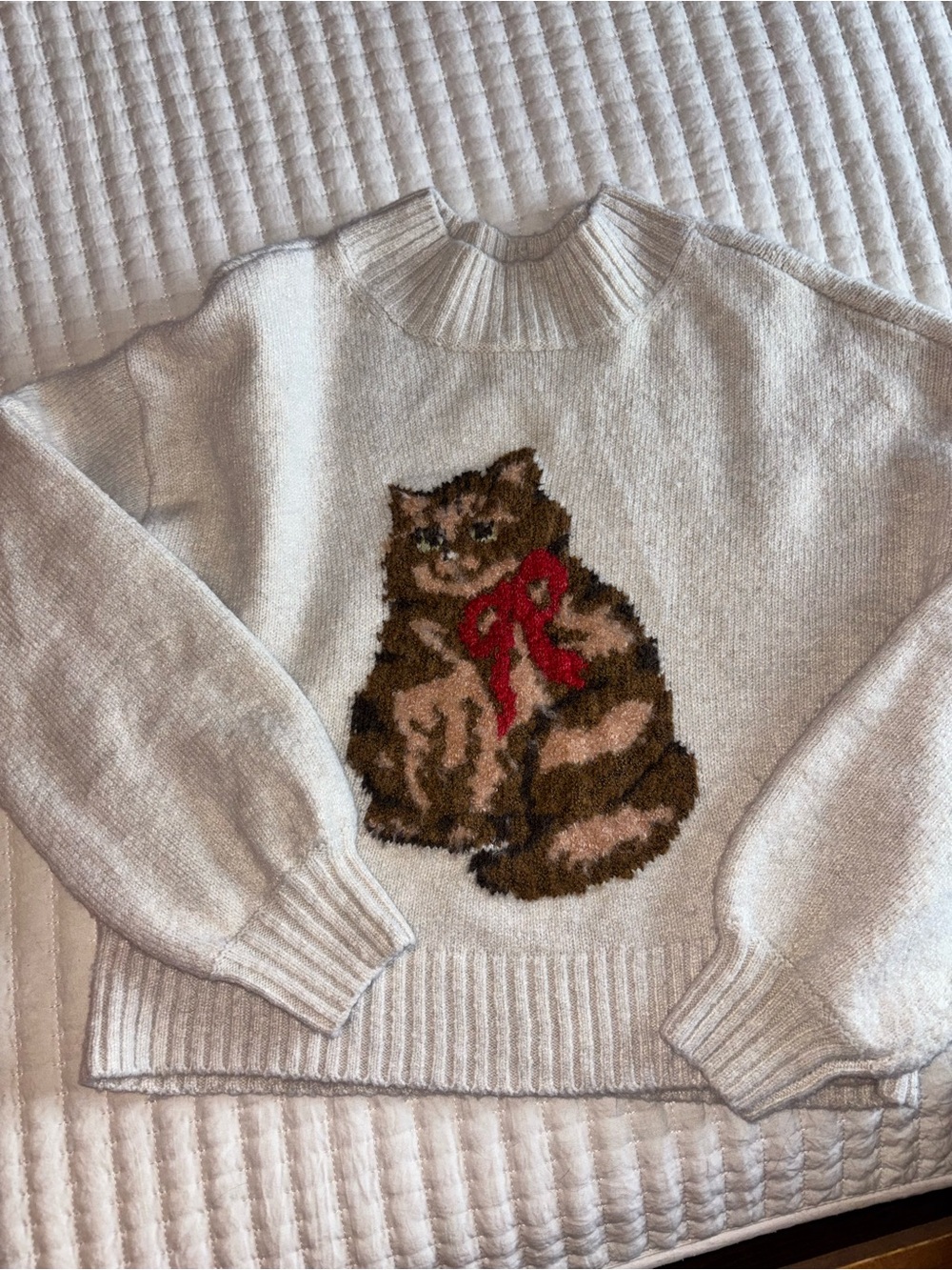 American eagle cream cat sweater size small